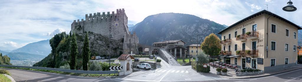 Hotel Antica Croce Tenno Exterior foto